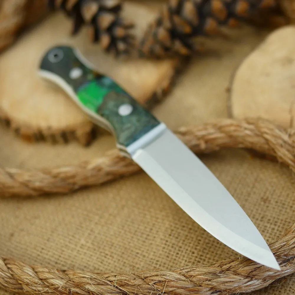 Mountaineer: Green Shockwood & White Linen